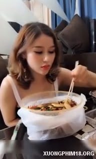 Em Gái Đang Ăn - Asian Amateur 36837047
