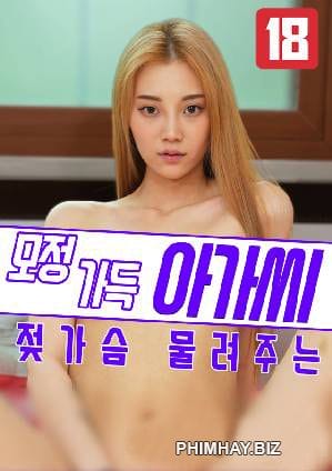 Hai Mẹ Con Gợi Tình - A Lady Full Of Mothers Milk Giving Her Breasts