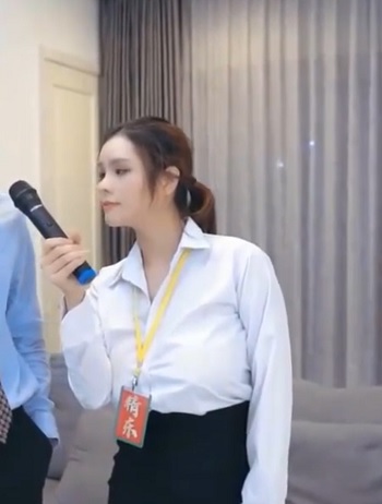 Em Phóng Viên Xinh Dâm Ngực Khủng - Xvideos 23673