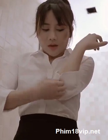 Gái Xinh Đi Vệ Sinh Bị Hiếp Dâm - Xvideos 23762
